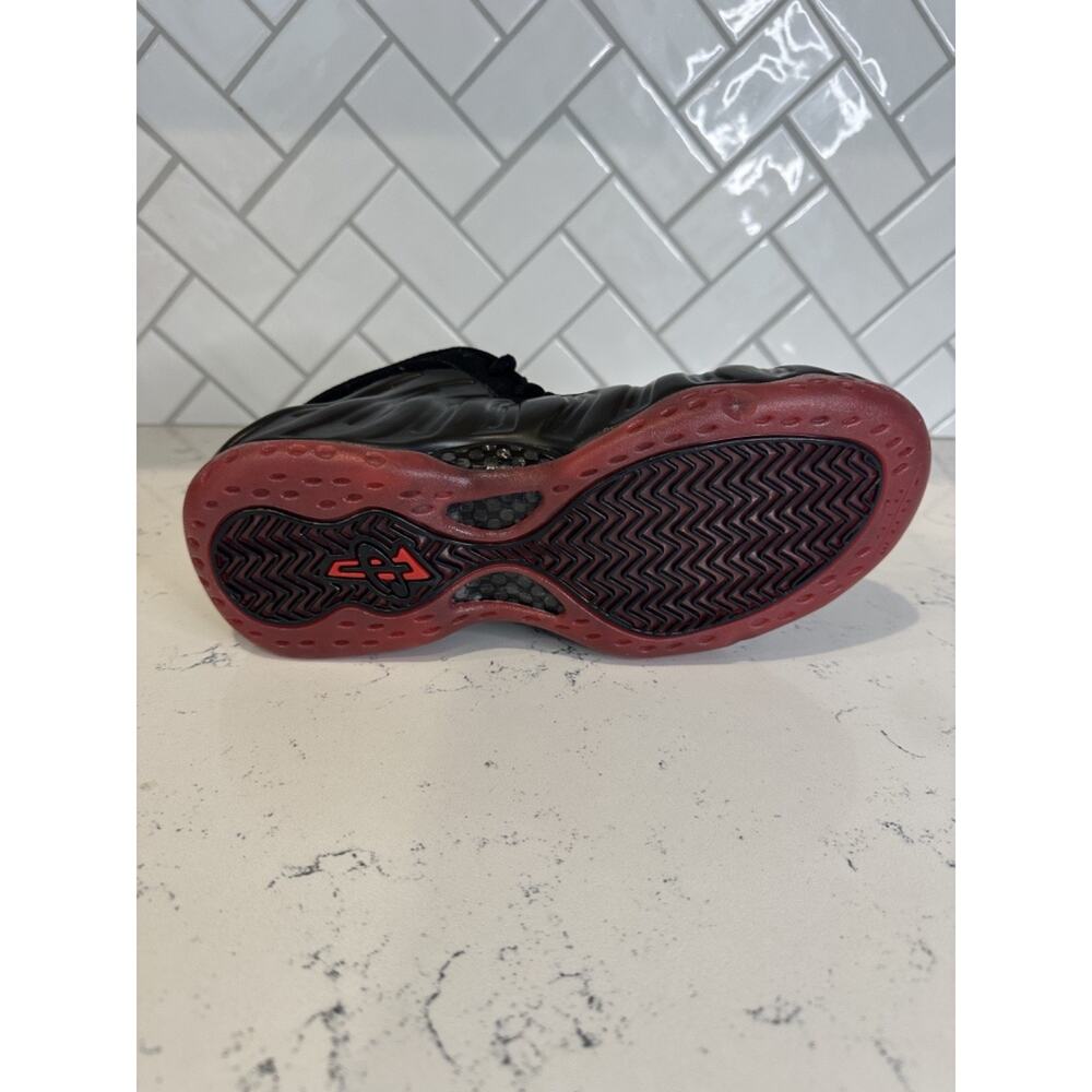 Nike Air Foamposite One Black Red Mens Size 7 IB2219-001 NEW Authentic - Picture 5 of 7
